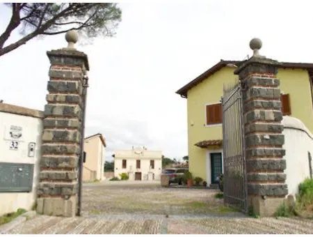 Spacious In Frascati شقة غروتافراتا